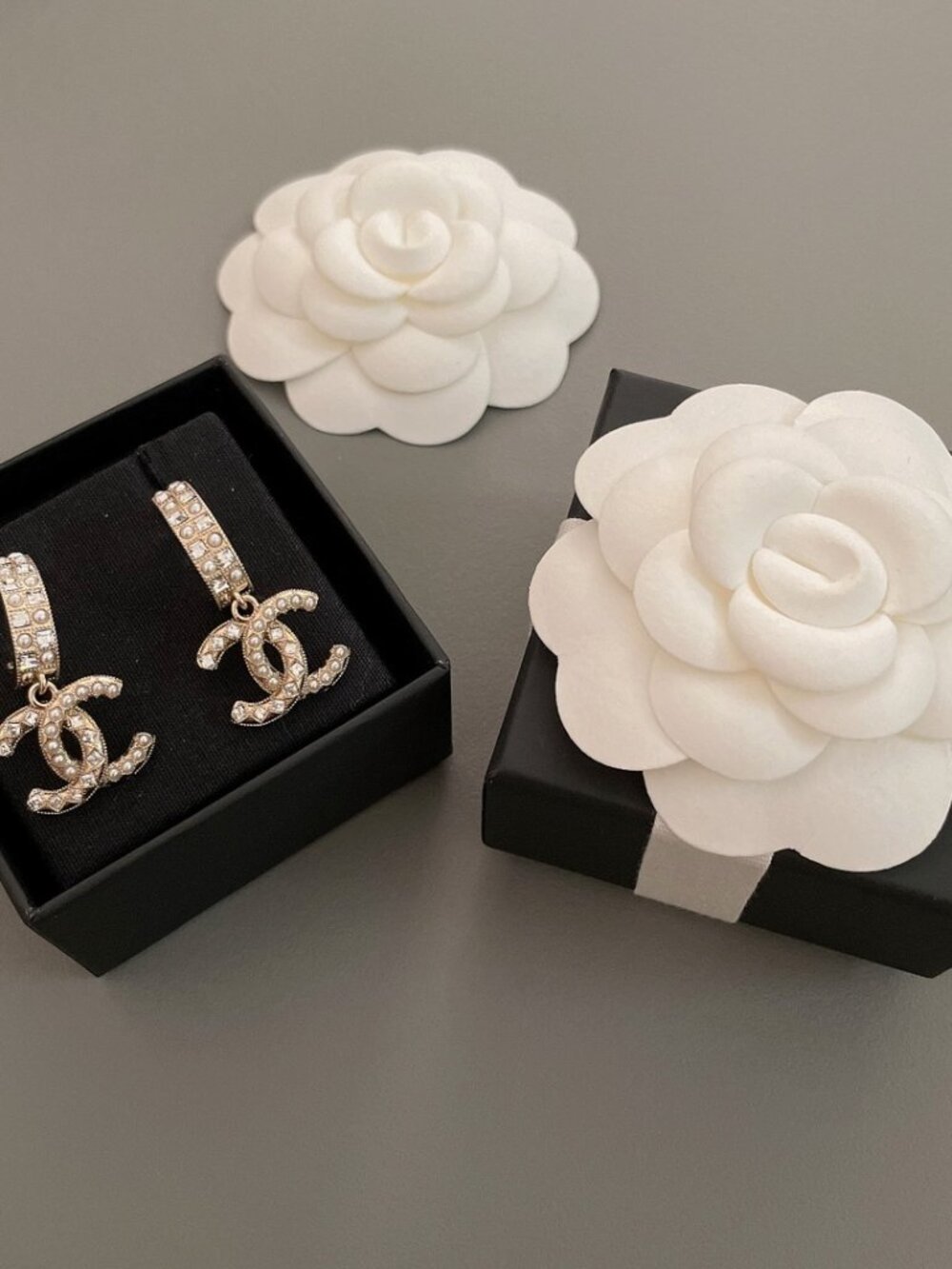 Chanel earrings - Picture 3 of 4